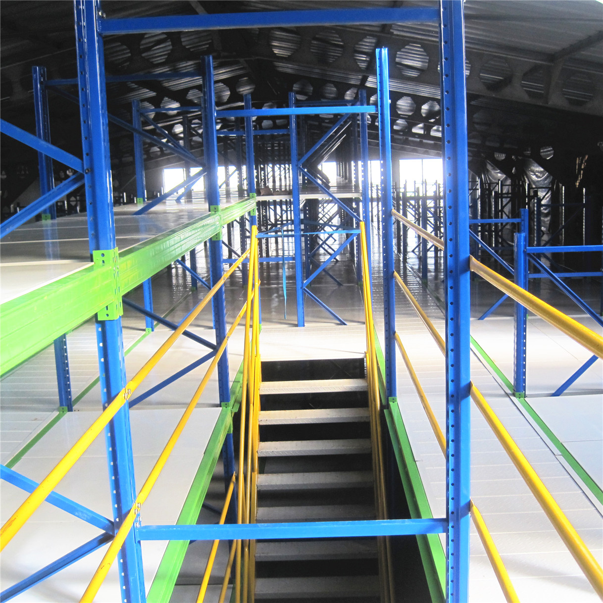 Warehouse Multi-layers Steel Mezzanine Shelving With High Capacity