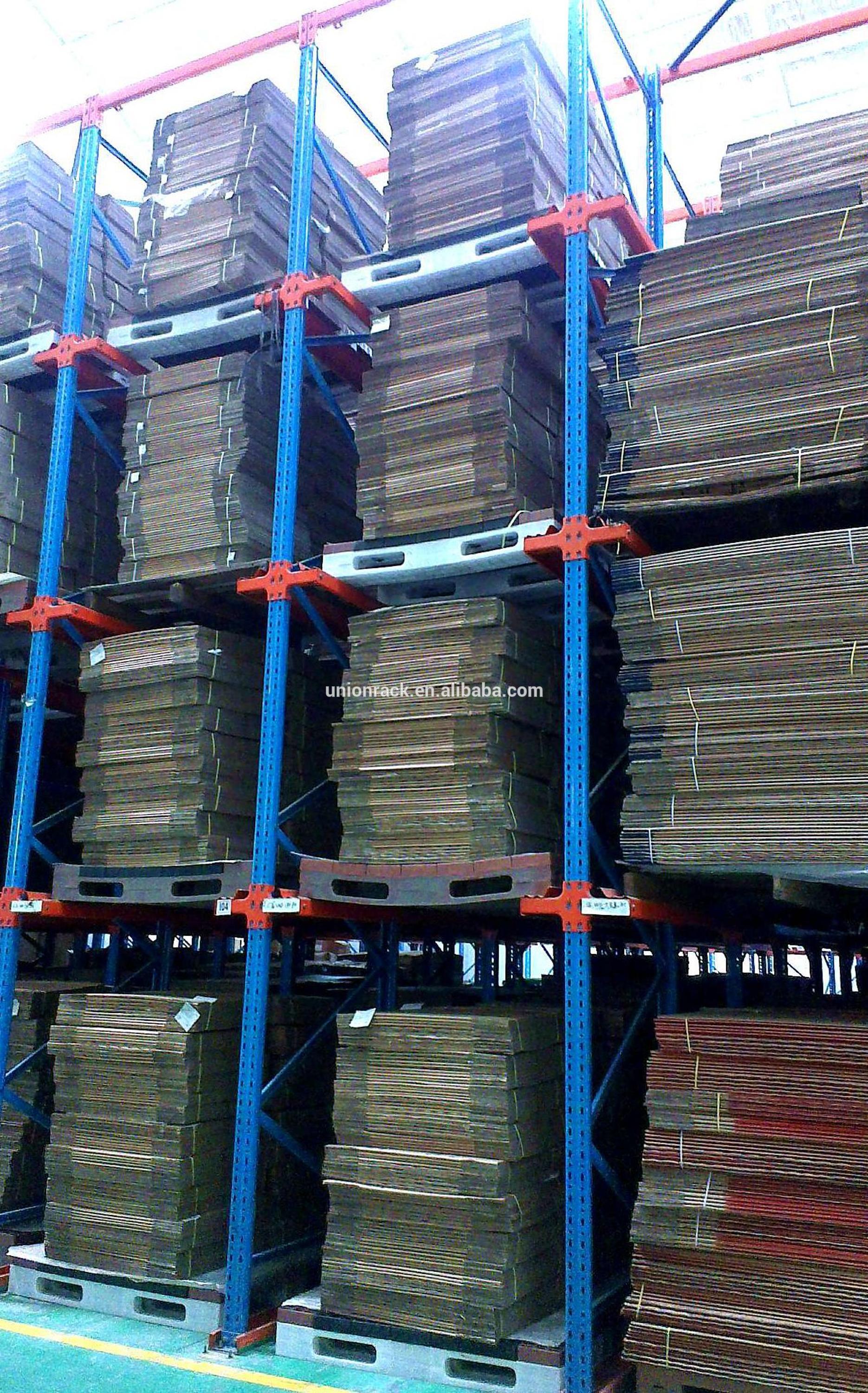 Heavy duty storage drive in rack pallet racking